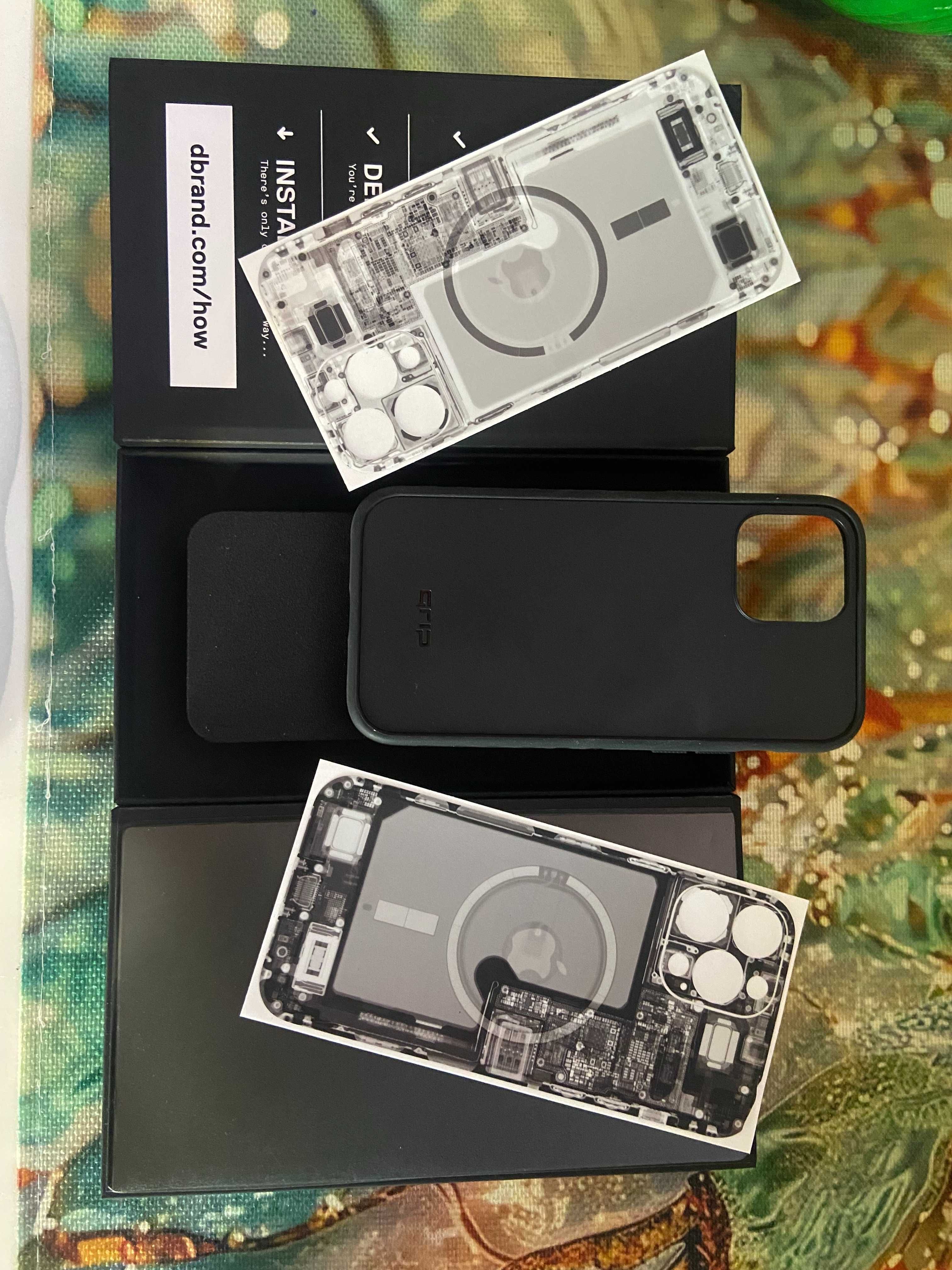 Продавам оригинални кейсове и протектори на канадската фирма "Dbrand"