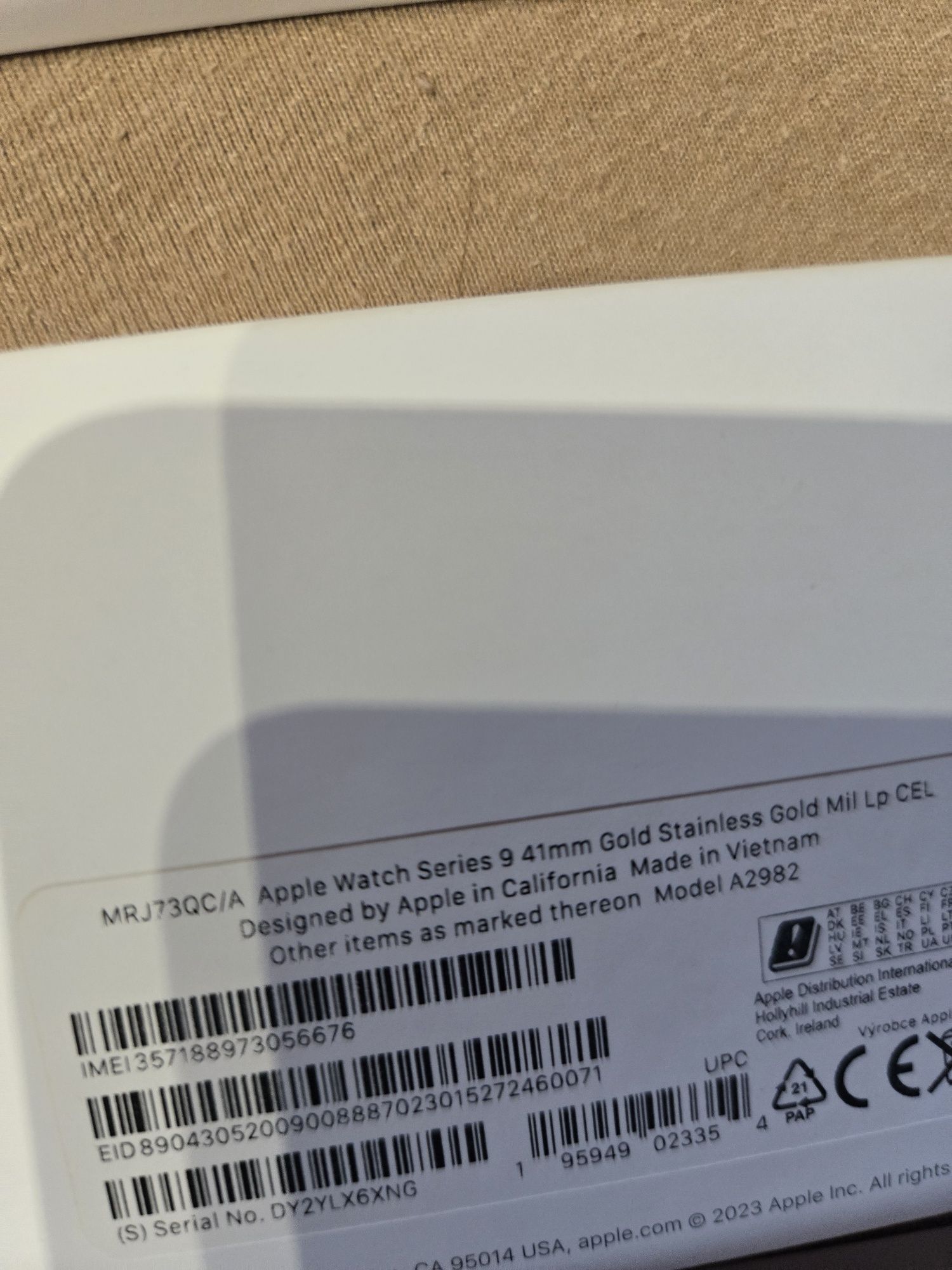 Продавам часовник Apple Watch Series 9
