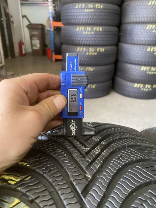 Anvelope iarna 205/50/17 Michelin Alpin 5 RFT 205 50 17 R17