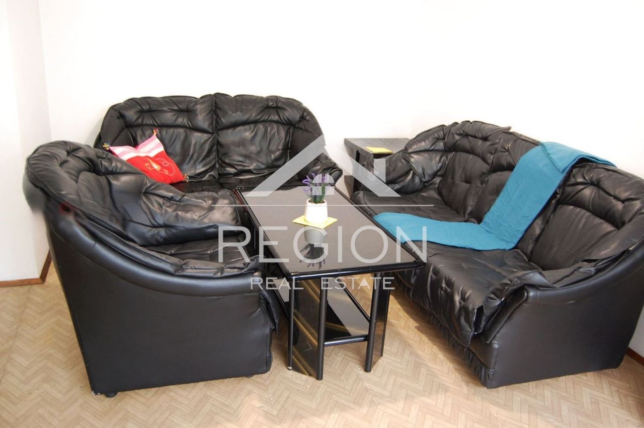 Дава се под наем Тристаен апартамент в Пловдив, Мараша - 77 кв.м за 382.5 € - Снимка #1
