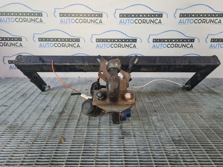 Carlig remorcare Volvo XC60 2008 - 2013 SUV 4 Usi (893) FARA CHEIE