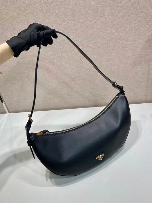 Сумка Prada новая