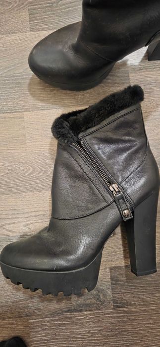 Дамски боти Guess