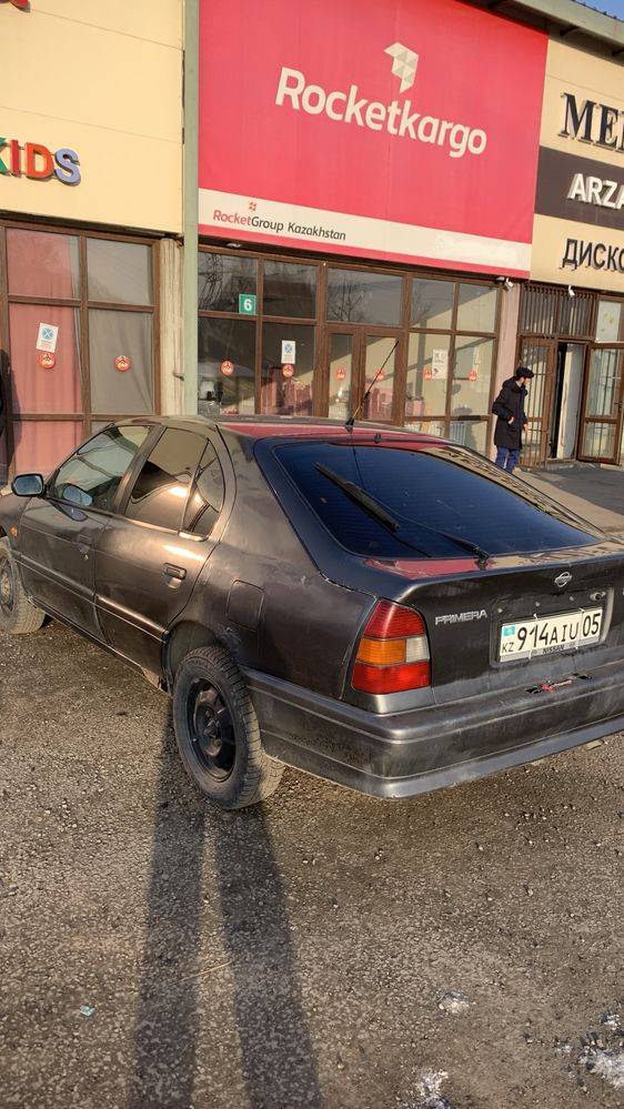 Nissan primera 2L