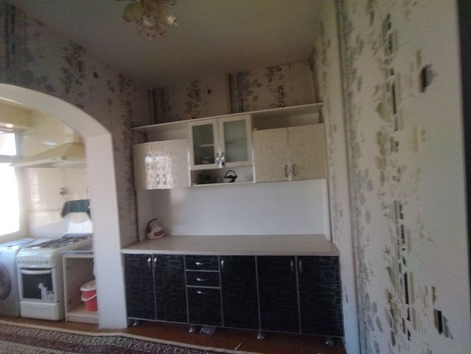 Квартира 6мик 4этаж 2хоналик ижорага берилади