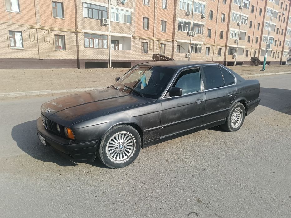 БМВ на  обмен на ходу есть вложение