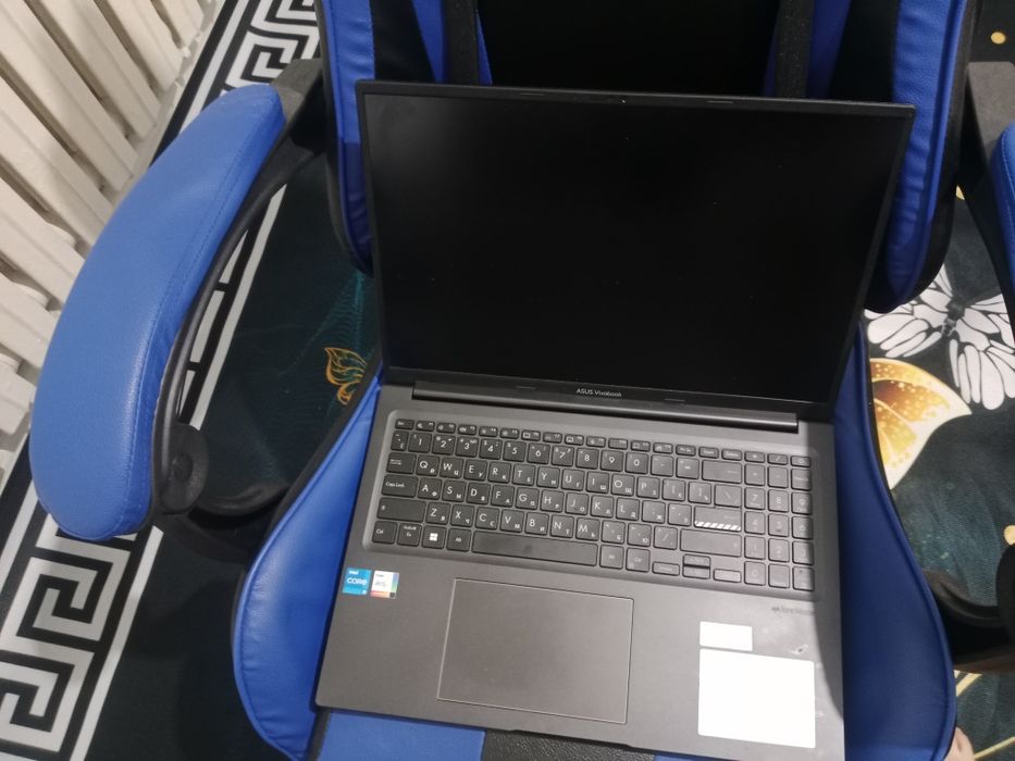 Ноубдук Asus Vivobook Intel Core i5 Intel Oris XE