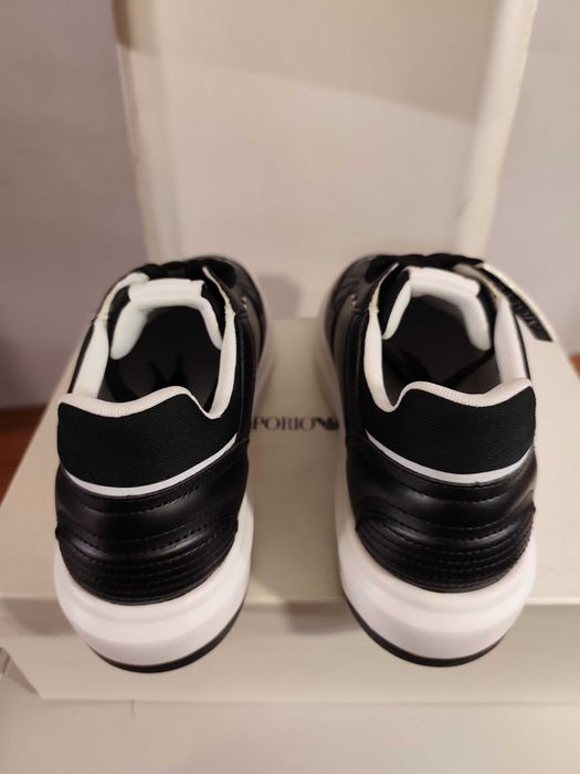 Дамски спортни обувки Armani Exchange