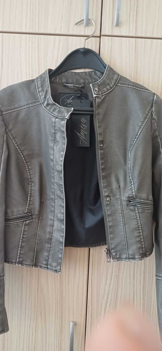 Дамско зимно яке