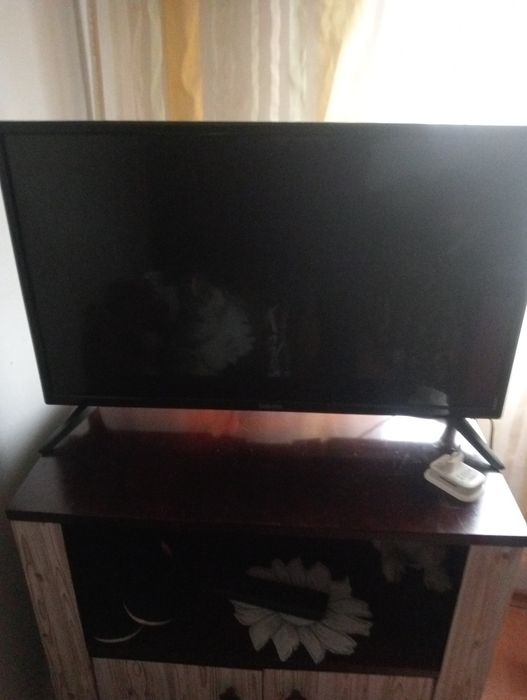 Vînd televizor selecline 32 Inch