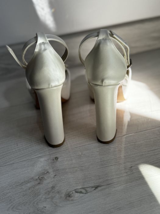 Pantofi mireasa