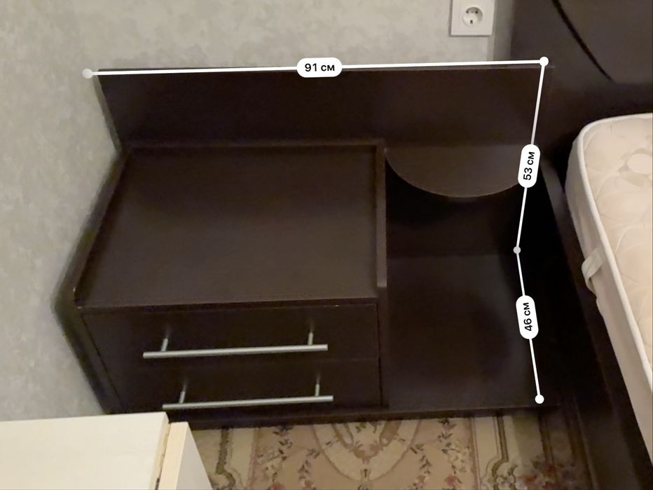 Тумбочка деревянная