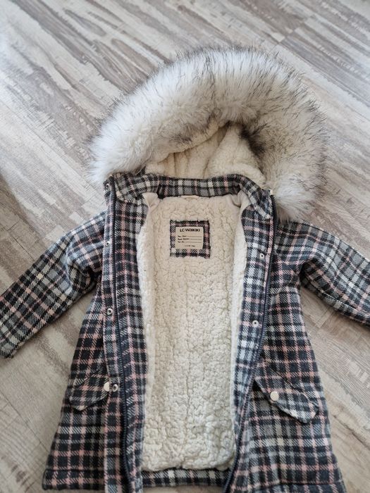 Детско палто Waikiki 4-5 години