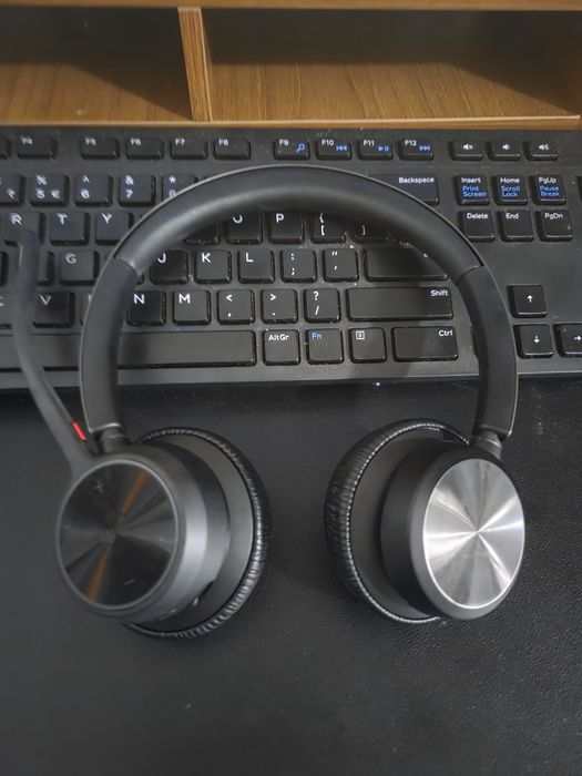 Casti plantronics voyager 4320