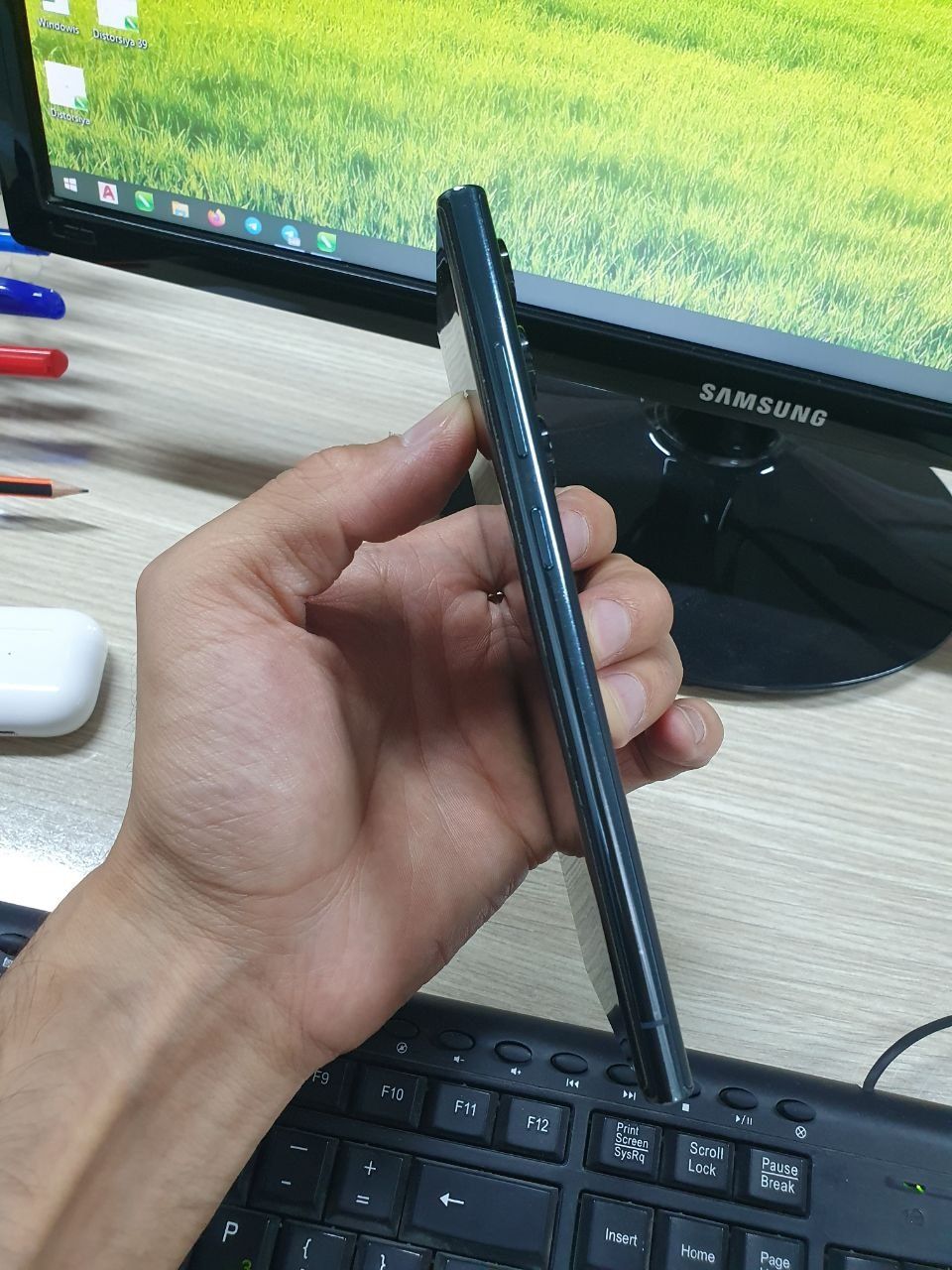 Samsung S22 ultra  12/256gb ideall