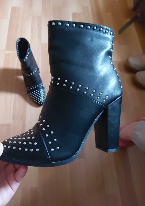 Botine dama  noi marimea 40