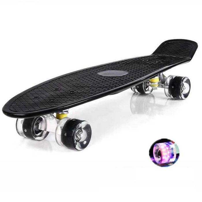 Пениборд със светещи гуми