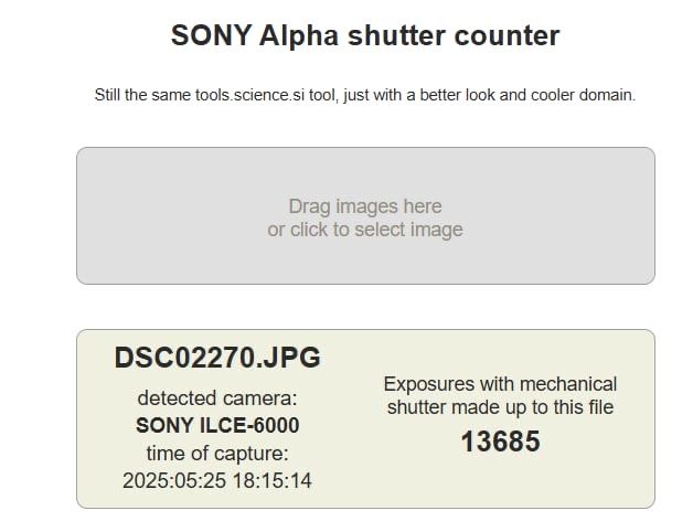 Sony A6000 + Sony SEL 50mm, 1,8f + 3 батерии, зарядно и карта памет