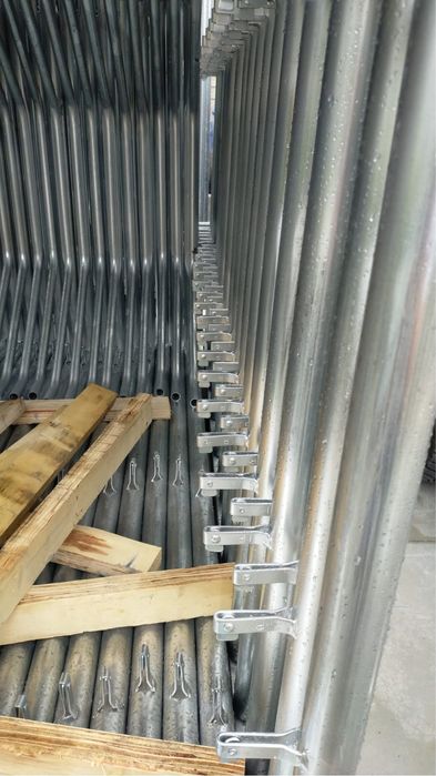 Schela zincata metalica , schele , podina , platforma , bare , italia