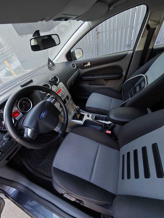 Ford Focus 1.6 benzina