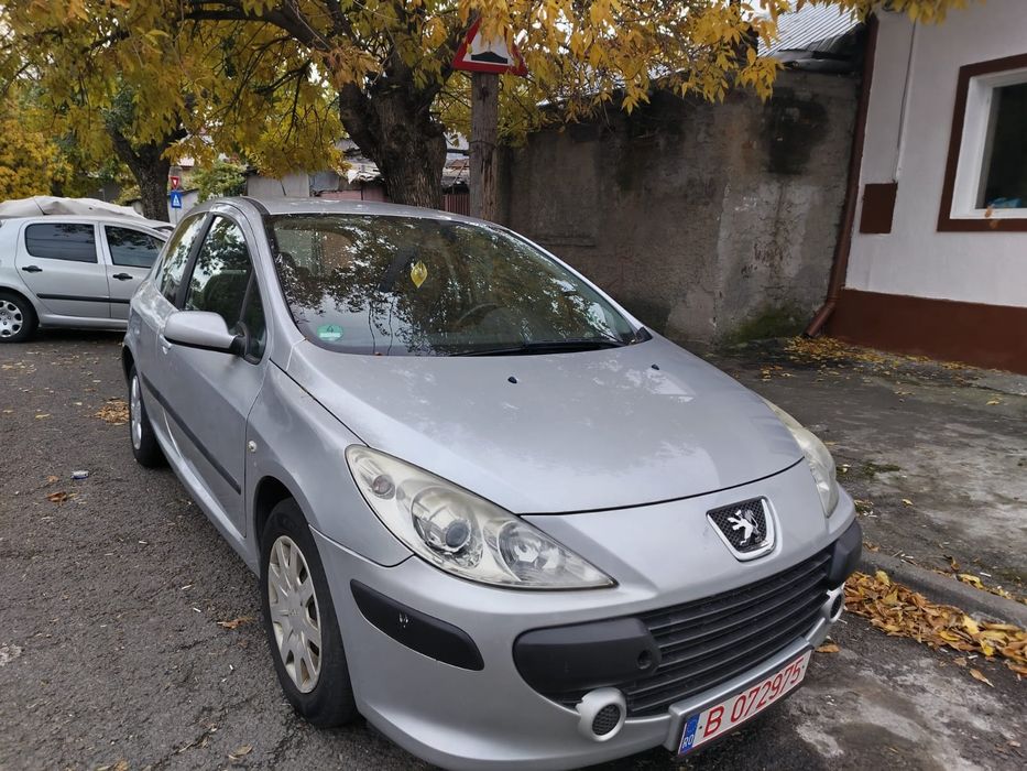 Vând Peugeot 307 1.4benzina