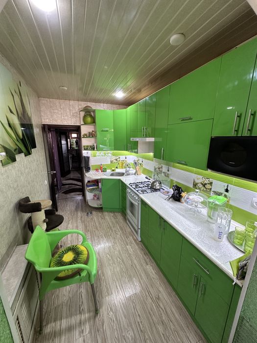 3/4/4 77-серия Феруза , с ремонтом мебель техника + Парковка. СВОЯ