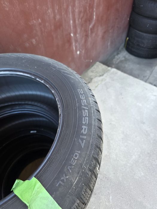 Anvelope de iarna  235 55 17 nokian
