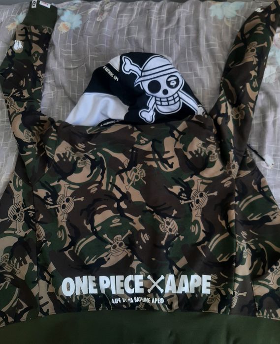 Кофта, зипка aape (bape) возможно легит