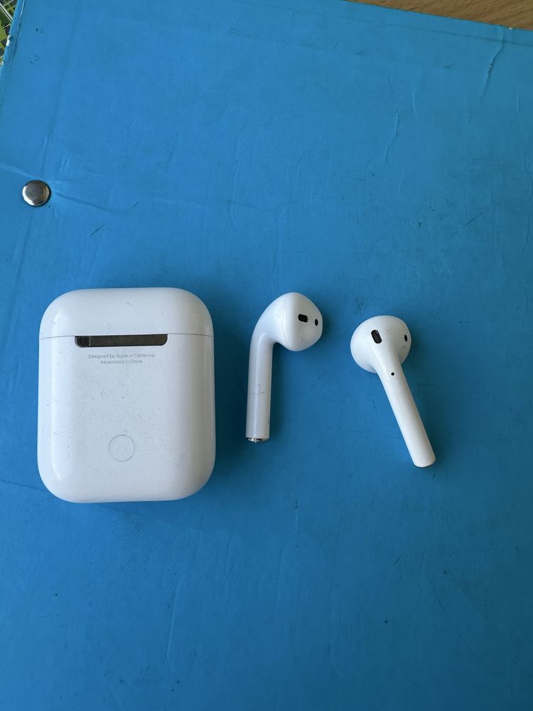 AirPods 2  като нови