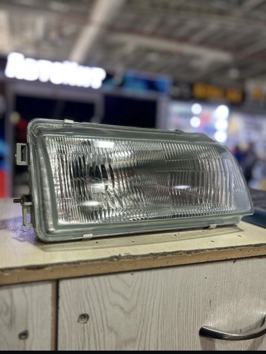 Фара правая нисан примьера П10