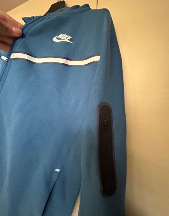 Суитшърт Nike teck fleece