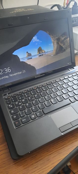 Laptop Lenovo ideapad S205