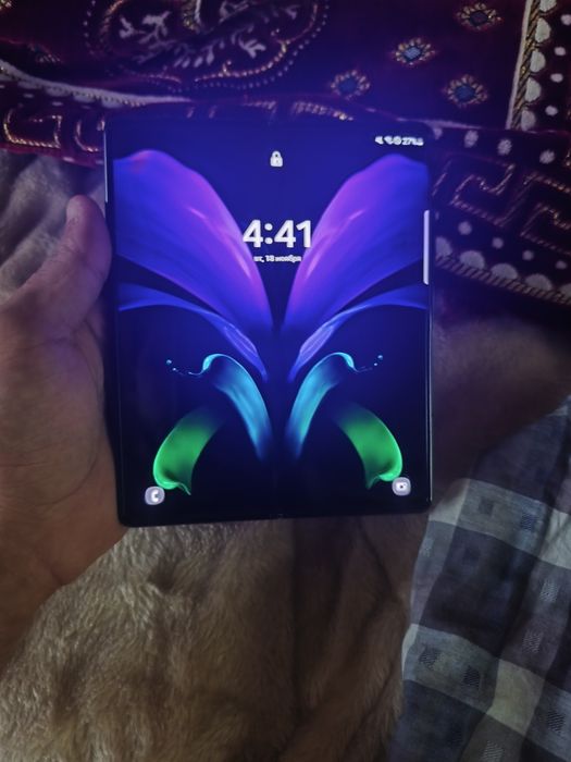 Samsung z fold 2 5 g