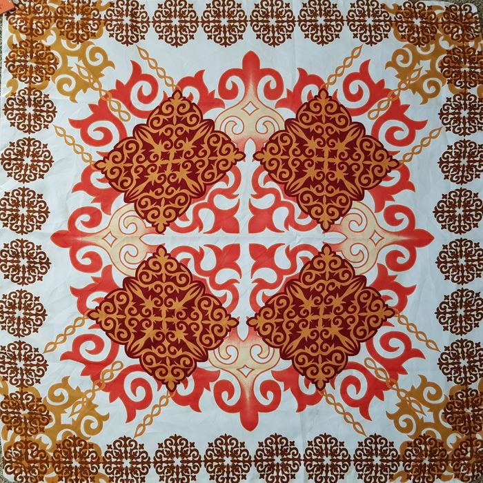 Большой платок новый