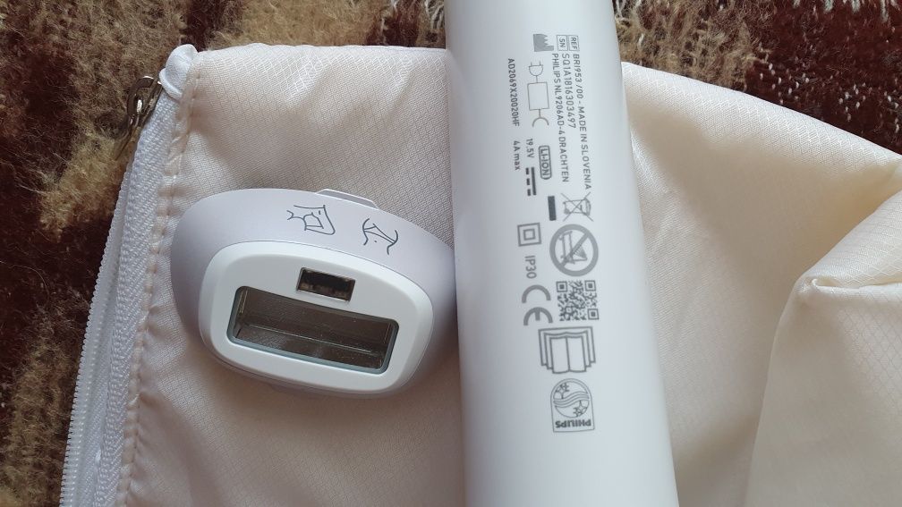 Фотоепилатор PHILIPS Lumea Prestige BRI953/00