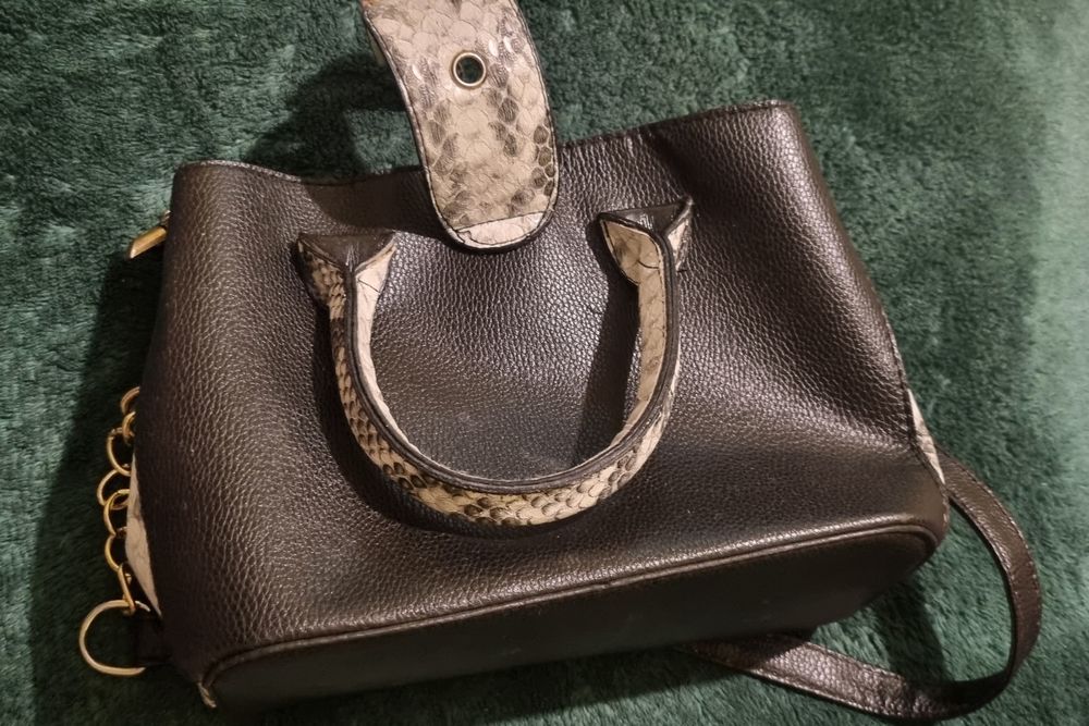 Дамска чанта 999