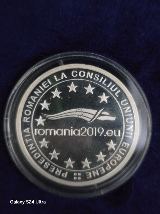 Zece lei argint 2019