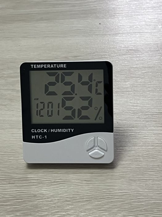 Termometru si higrometru digital de camera cu design extra-plat alb