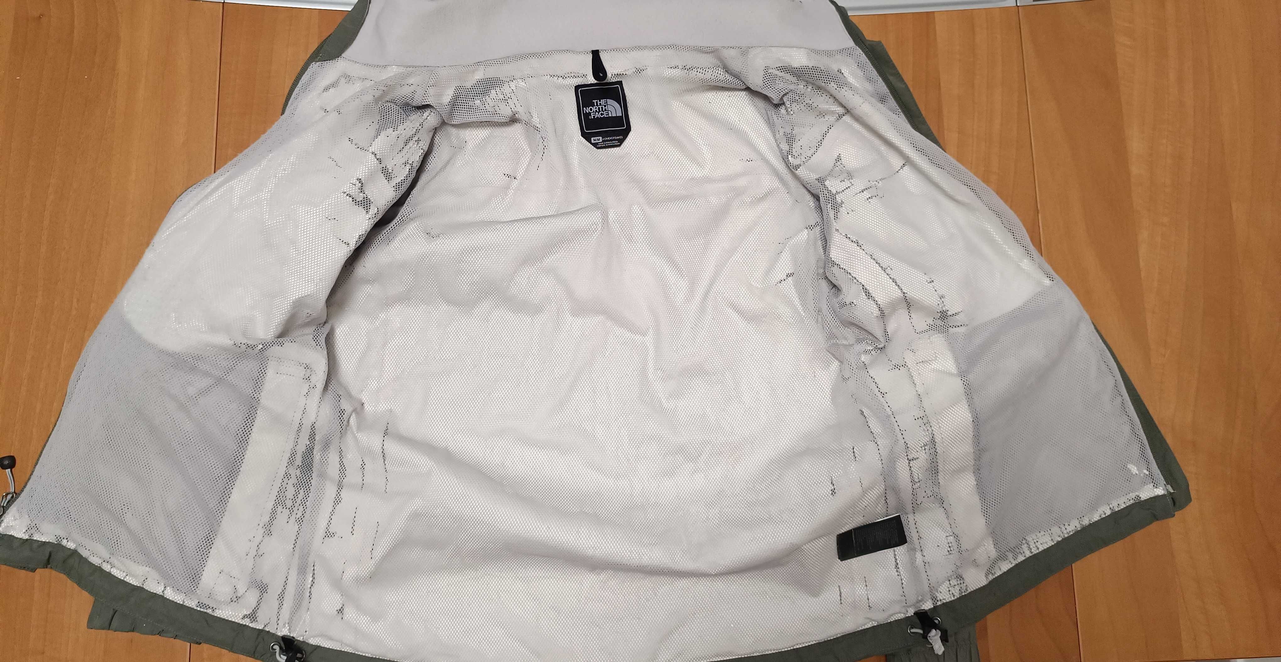 The North Face®-В Добро Състояние