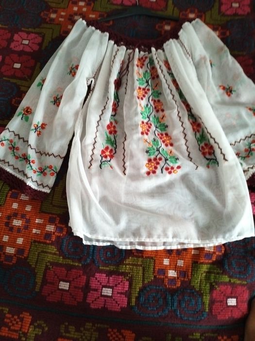 Ie costum popular