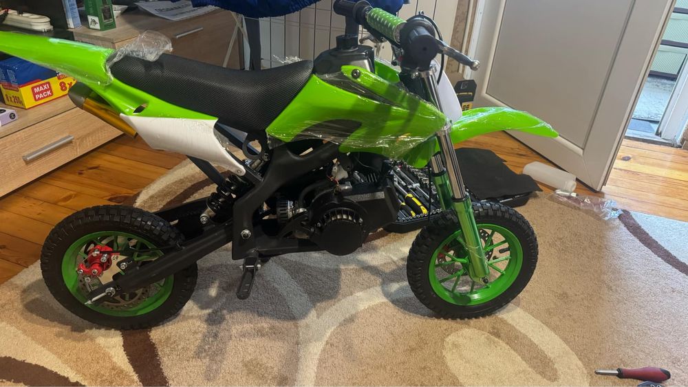 Кросово моторче -49cc
