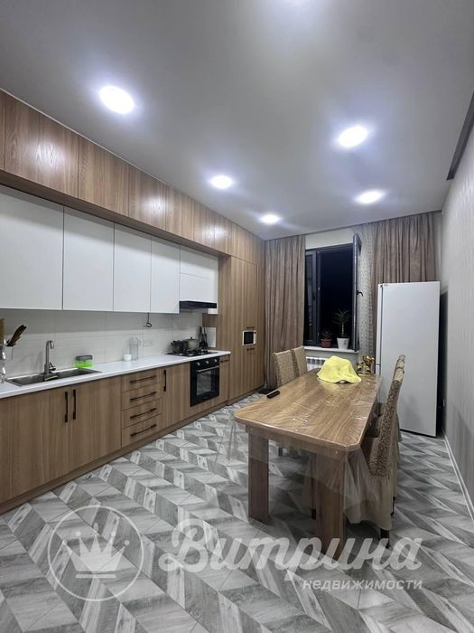 Продаётся 3-комнатная квартира на Юнусабаде 7