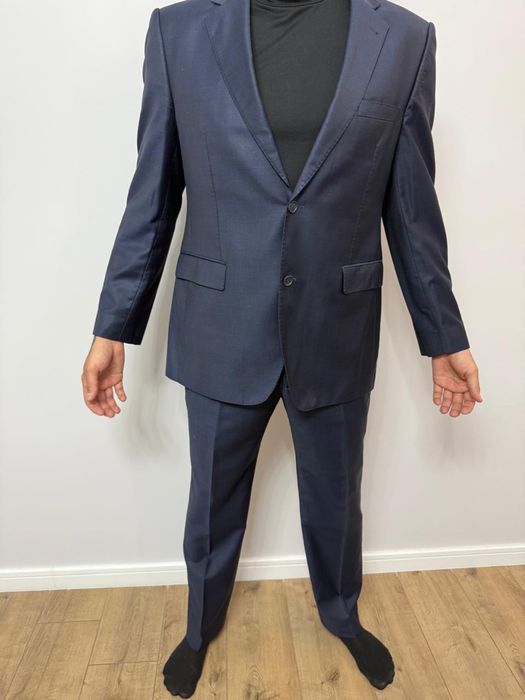 Мужской брючный костюм