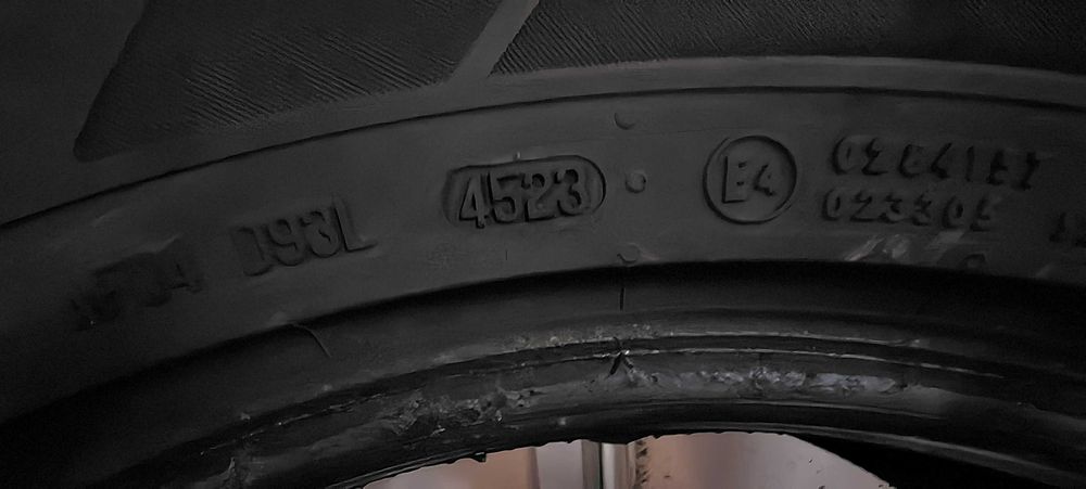 255/60/18 dot 4023 Continental ContiCrossContact LX2