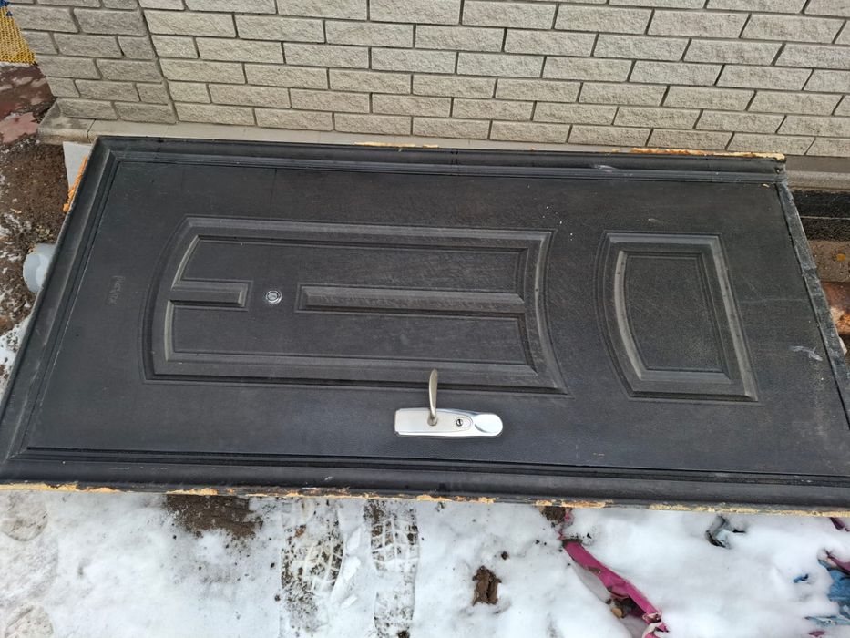 Продам дверь, железная