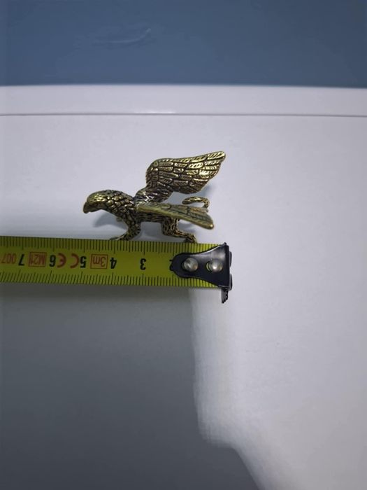 Миниатюра грифон