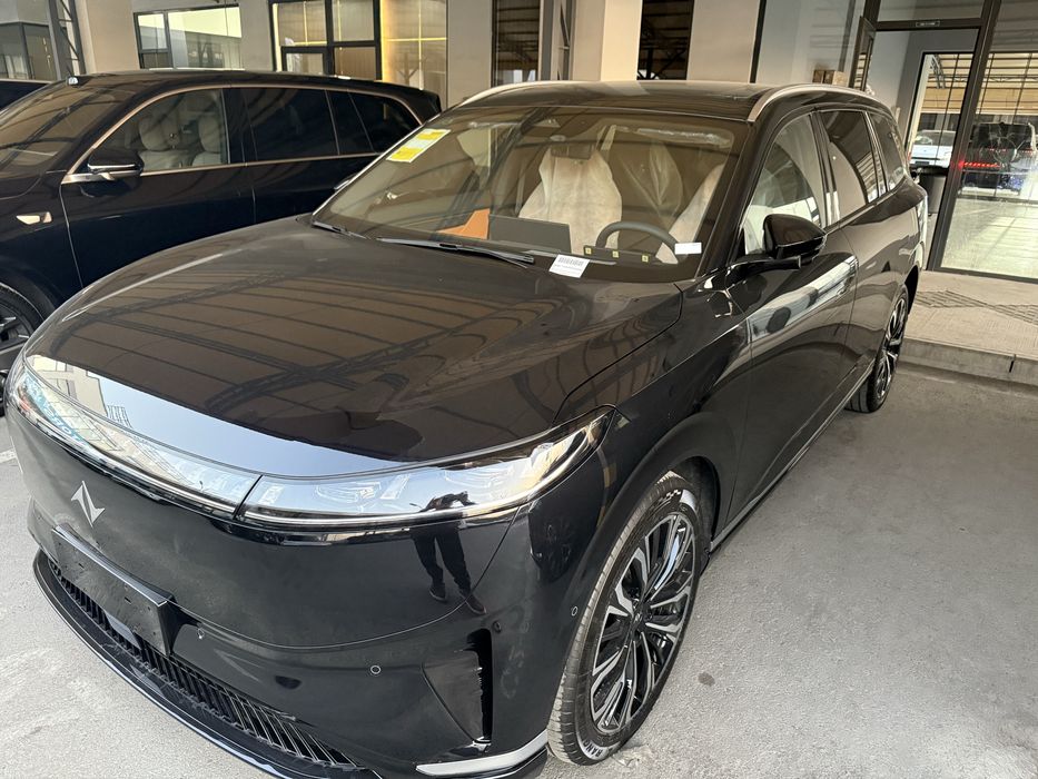 DongFeng Eп008 рестайлинг