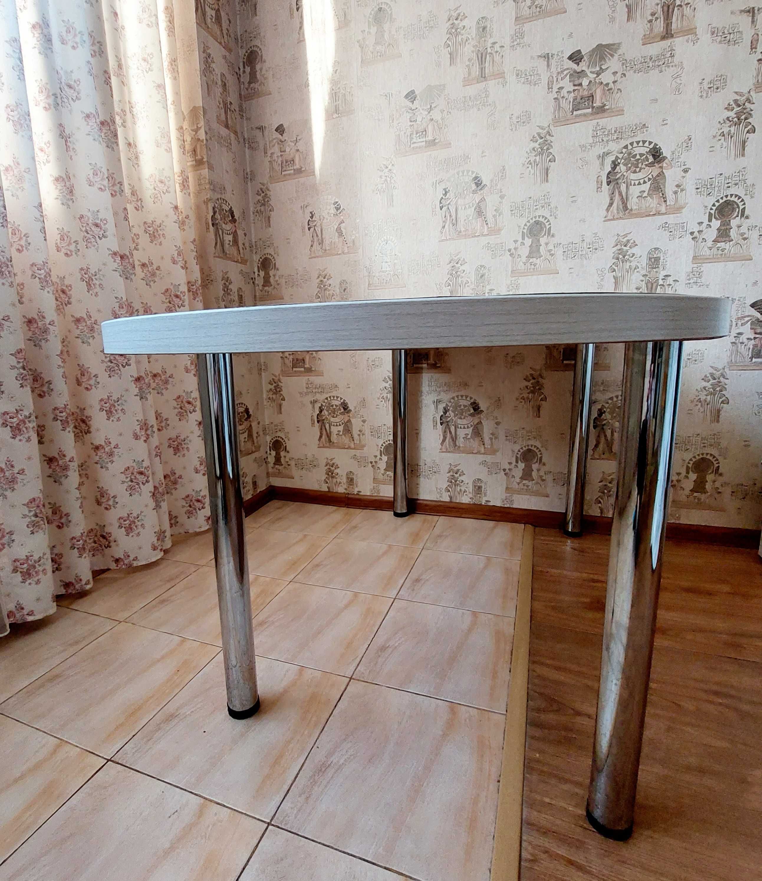 Стол кухонный 150×75,5 см