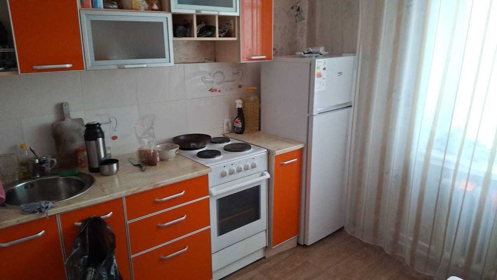 Сдам 1-к кварт. на длит.срок, 5/5, с мебелью, писать в ватсап