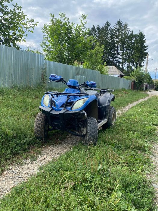 ATV Kymco de 300cc 1000€ ușor negociabil